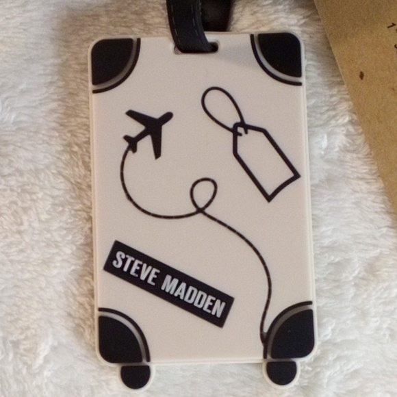 STEVE MADDEN BRAND NEW 4 PIECE LUGGAGE TAG SET - Picture 5 of 8